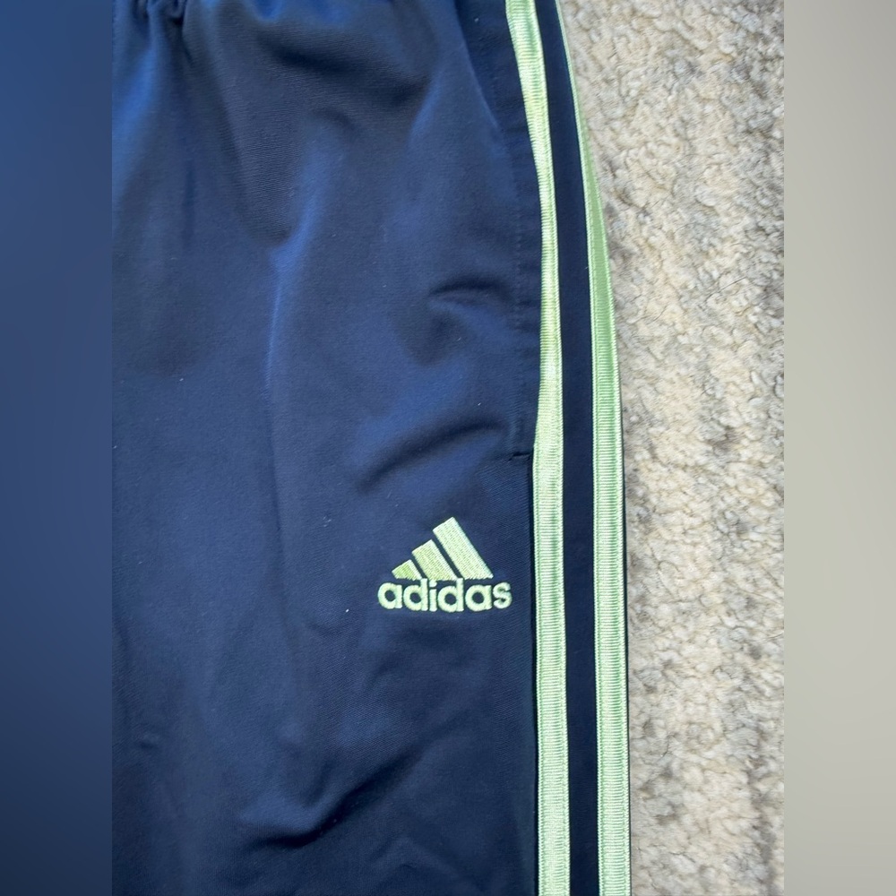 Adidas Boys Navy Green Tracksuit size 8 - Picture 12 of 15